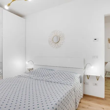 Apartmán Guesthost - Tramonto Sul Mare Near The Airport *